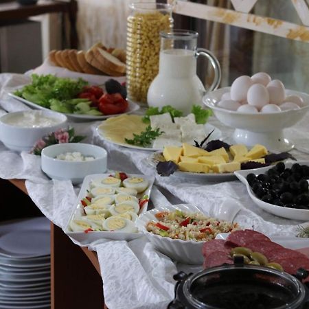 Luxors Garden Hotel Batumi Esterno foto